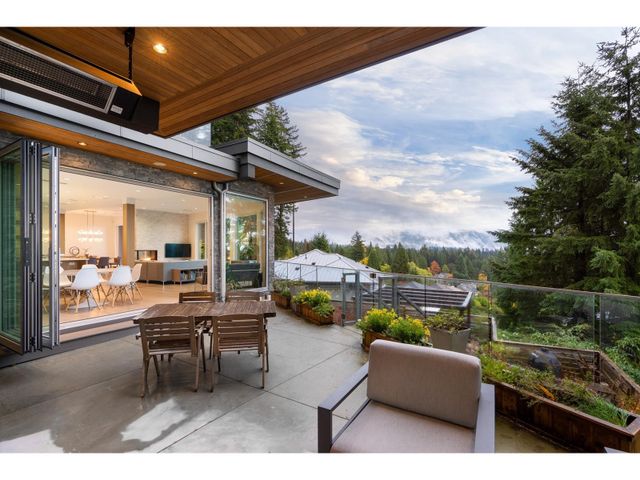 r2629287_23 at 1115 Dyck Road, North Vancouver