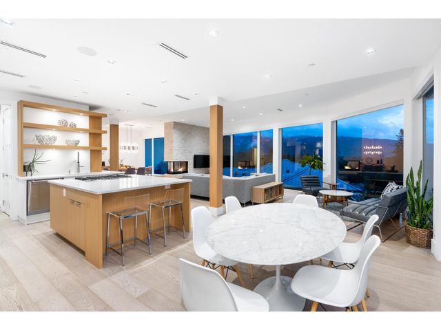 r2629287_9 at 1115 Dyck Road, North Vancouver