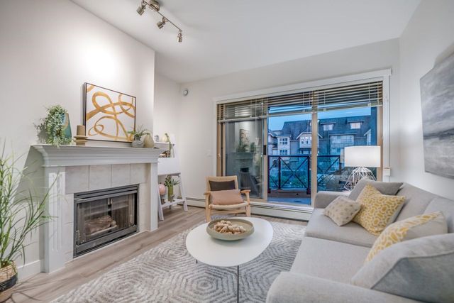 2109-rowland-street-central-pt-coquitlam-port-coquitlam-08 at 202 - 2109 Rowland Street, Central Pt Coquitlam, Port Coquitlam