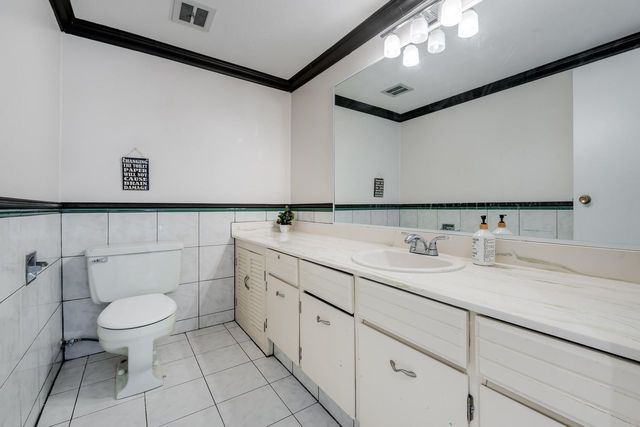 1167-heritage-boulevard-seymour-nv-north-vancouver-15 at 1167 Heritage Boulevard, Seymour NV, North Vancouver 1167-heritage-boulevard-seymour-nv-north-vancouver-15 at 1167 Heritage Boulevard, Seymour NV, North Vancouver