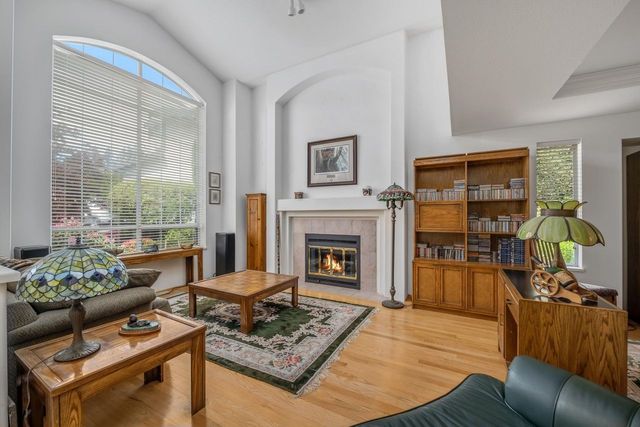 19-foxwood-drive-heritage-mountain-port-moody-03 at 19 Foxwood Drive, Heritage Mountain, Port Moody