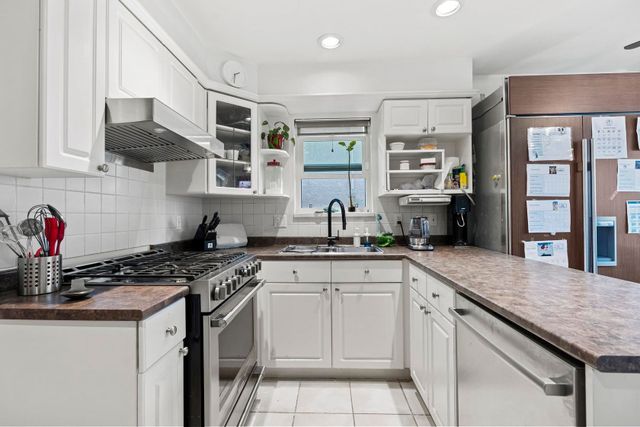 4832-dumfries-street-knight-vancouver-east-11 at 4832 Dumfries Street, Knight, Vancouver East 4832-dumfries-street-knight-vancouver-east-11 at 4832 Dumfries Street, Knight, Vancouver East