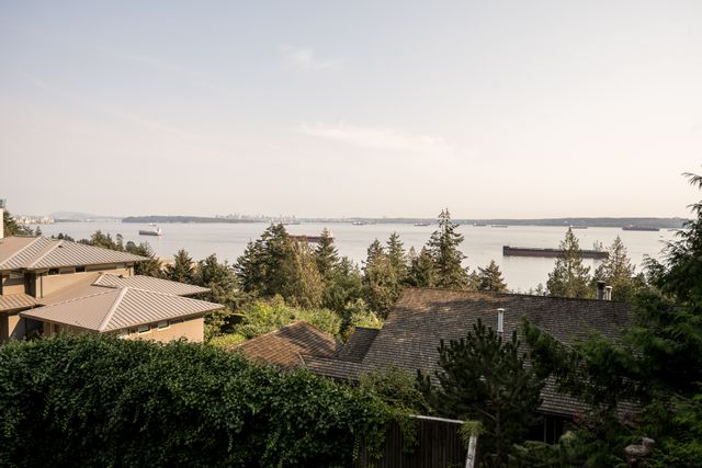 4696-clovelly-walk-wv-colleenburkephotography-12s at 4696 Clovelly Walk, Caulfeild, West Vancouver 4696-clovelly-walk-wv-colleenburkephotography-12s at 4696 Clovelly Walk, Caulfeild, West Vancouver