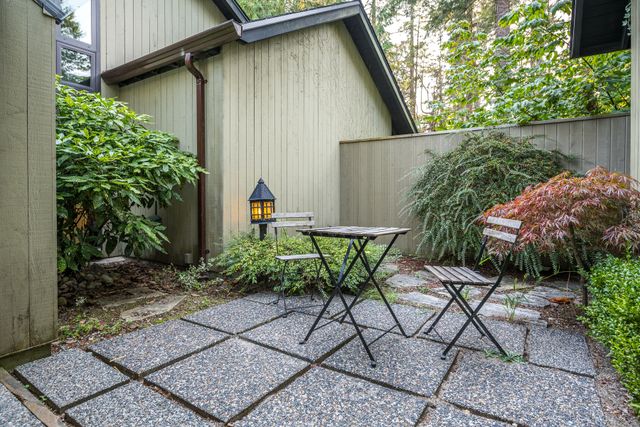 4696-clovelly-walk-wv-colleenburkephotography-33s at 4696 Clovelly Walk, Caulfeild, West Vancouver 4696-clovelly-walk-wv-colleenburkephotography-33s at 4696 Clovelly Walk, Caulfeild, West Vancouver