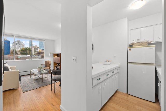 10 at 405 - 1250 Burnaby, West End VW, Vancouver West