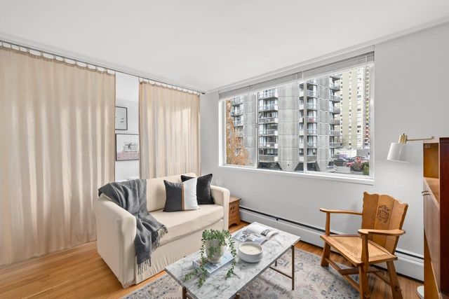 5 at 405 - 1250 Burnaby, West End VW, Vancouver West