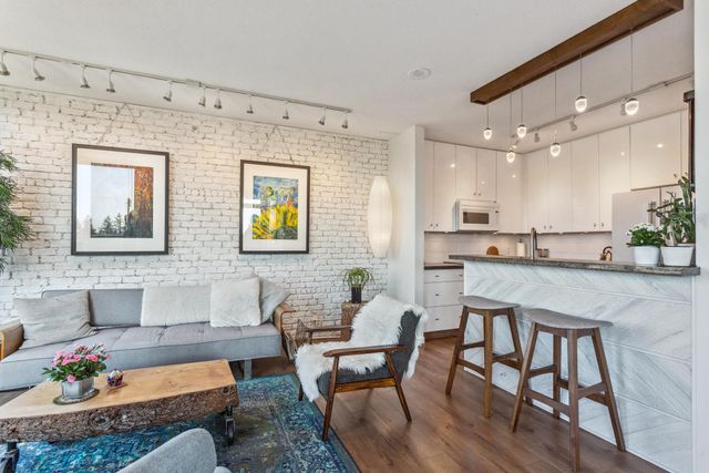 15-e-royal-avenue-fraserview-nw-new-westminster-04 at 2101 - 15 E Royal Avenue, Fraserview NW, New Westminster