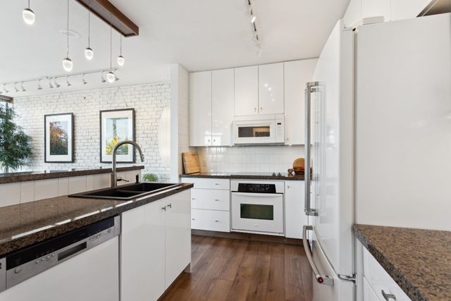 15-e-royal-avenue-fraserview-nw-new-westminster-08 at 2101 - 15 E Royal Avenue, Fraserview NW, New Westminster