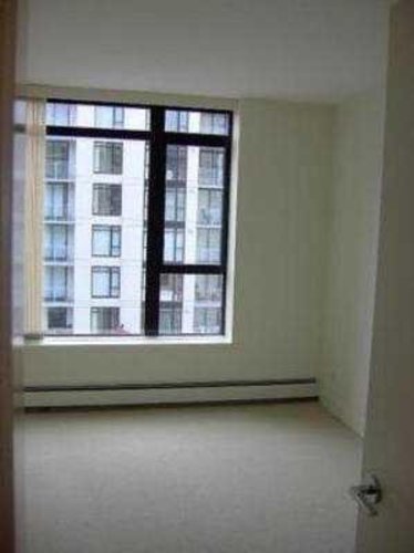 8d4f5b4a0e199dd72c1c968e0af32bc3 at 801 - 175 W 1st Street, Lower Lonsdale, North Vancouver