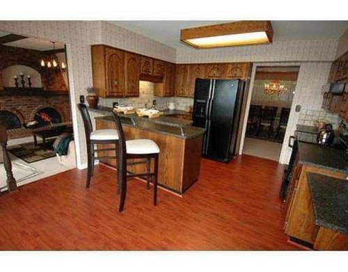 eea90c6d3b1dd73369128943f7bed5ae at 380 Montroyal Boulevard, Delbrook, North Vancouver