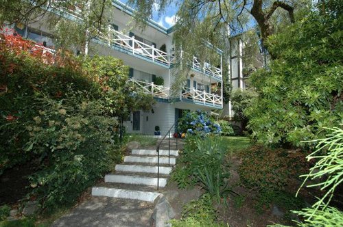 dced49761dea8927db982271d126c3d0 at 2 - 140 E 20th Street, Central Lonsdale, North Vancouver