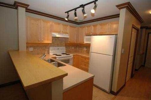 9f5a4a3fe0c4e58e908514703d6db0ed at 106 - 2628 Yew Street, Kitsilano, Vancouver West