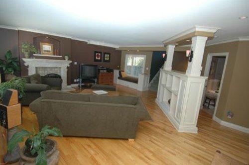 c04fbe7e254f3f1a3a2aa27f2bb716d4 at 512 17th Street, Central Lonsdale, North Vancouver