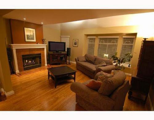 5113a9cf23f9db8669db427976d2353a at 811 Roche Point Drive, Roche Point, North Vancouver