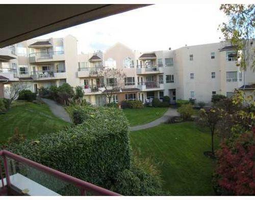 5fc51318369bb784f2e978340d209b3a at 302 - 121 W 29th Street, Upper Lonsdale, North Vancouver