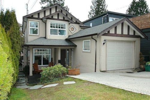 63f88ada7c2ca01a85d5d7e631eb35fb at 3200 Milton Avenue, Lynn Valley, North Vancouver