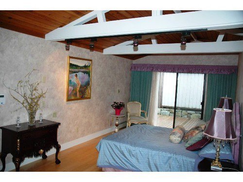 6f79e59259368a1ffe410958685c648b at 590 W Kings Road, Upper Lonsdale, North Vancouver