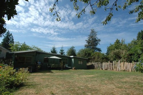 2ae375d61e40ede63e64db89c676ca98 at 1644 Evelyn Street, Lynn Valley, North Vancouver