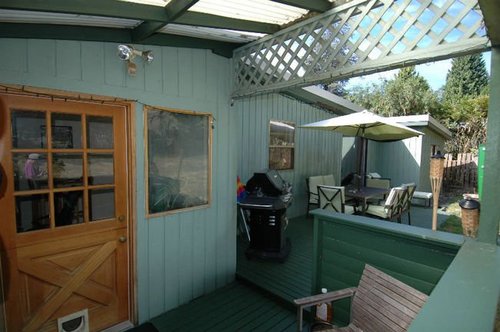 be564204c12a297cf03ba3ee96eedcb4 at 1644 Evelyn Street, Lynn Valley, North Vancouver