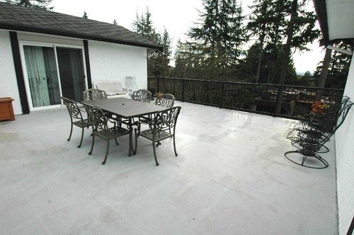 249e024e928edcdd1e7d392c19e7e23c at 2568 Shelley Road, Blueridge NV, North Vancouver