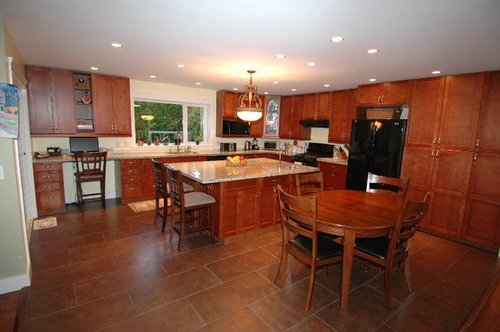 37b0be21331017d3d62cb66e1a3d3206 at 2568 Shelley Road, Blueridge NV, North Vancouver