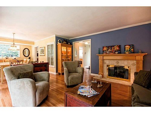 a156fb34bbe1e3f2a380542a2ba37887 at 962 Belvedere Drive, Canyon Heights NV, North Vancouver