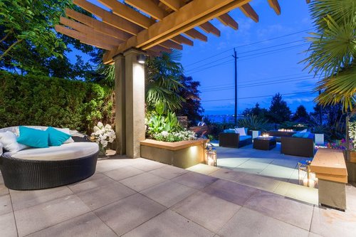 da3f94ae4170a3f45055c67ca83d2eb3 at 2525 Bellevue Avenue, Dundarave, West Vancouver