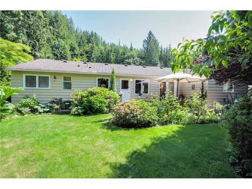 e12db9263edbfc72f7b26a4c8f9f7002 at 2151 Chapman Way, Blueridge NV, North Vancouver