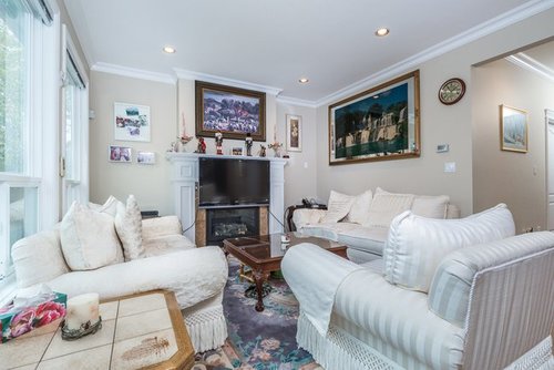 8bea2a9f04a314b960dbb35ecf1b7d46 at 9420 Dixon Avenue, Garden City, Richmond