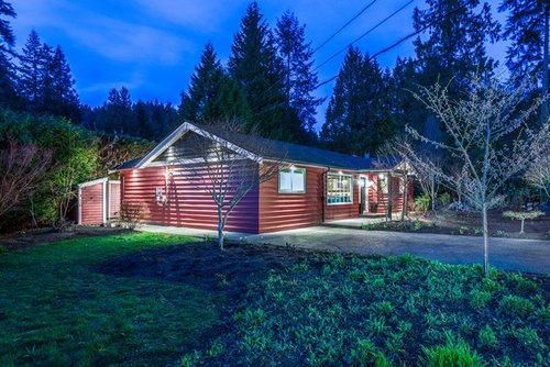 3b9ed66e6ef1391d9945bad37ae1c88c at 2151 Chapman Way, Blueridge NV, North Vancouver