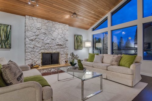 e724c3387d5a88974fa246d9fe8e2fee at 768 Weymouth Drive, Lynn Valley, North Vancouver