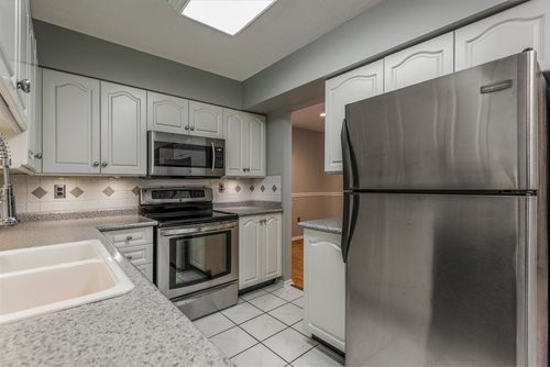 29fb677e576aaf0fee23f7426f46d302 at 18 - 19034 Mcmyn Road