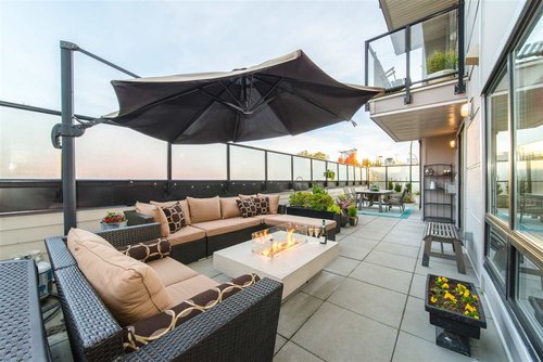 72fe03642e775a0cba32634c8632fa4e at 206 - 935 W 16th Street, Mosquito Creek, North Vancouver