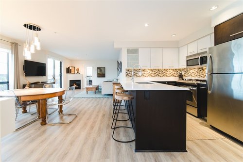 b834e16736a75834feae297e777d7cad at 206 - 935 W 16th Street, Mosquito Creek, North Vancouver