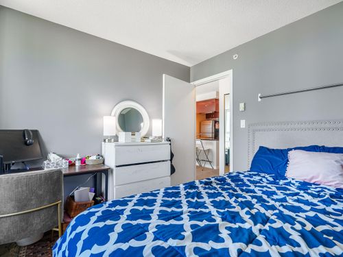 1033-marinaside-crescent-2102-vancouver-bc-v6z-3a3-canada-023-041-bedroom-mls_size at 1033 Marinaside Crescent, Yaletown, Vancouver West 1033-marinaside-crescent-2102-vancouver-bc-v6z-3a3-canada-023-041-bedroom-mls_size at 1033 Marinaside Crescent, Yaletown, Vancouver West