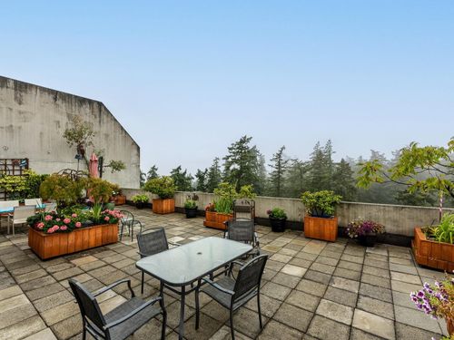 182 at 4134 Maywood Street, Metrotown, Burnaby South 182 at 4134 Maywood Street, Metrotown, Burnaby South