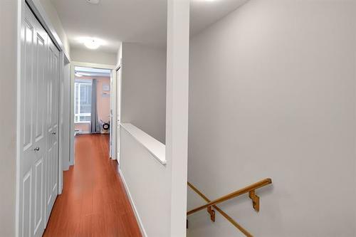 262357373-10 at 15 - 4288 Sardis, Central Park BS, Burnaby South 262357373-10 at 15 - 4288 Sardis, Central Park BS, Burnaby South
