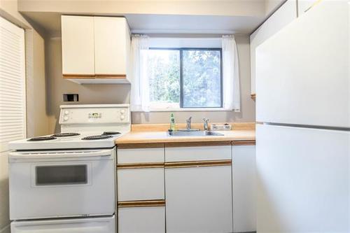 262257641-10 at 7485 Lawrence, Montecito, Burnaby North 262257641-10 at 7485 Lawrence, Montecito, Burnaby North