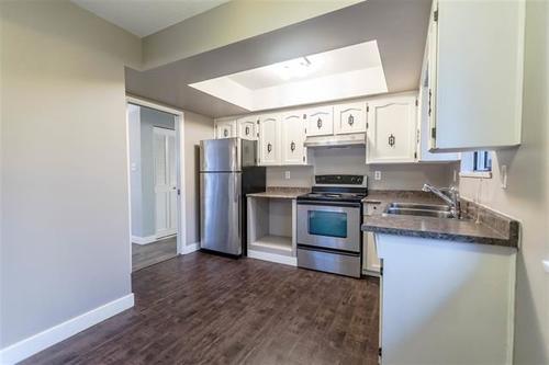 262257641-13 at 7485 Lawrence, Montecito, Burnaby North 262257641-13 at 7485 Lawrence, Montecito, Burnaby North