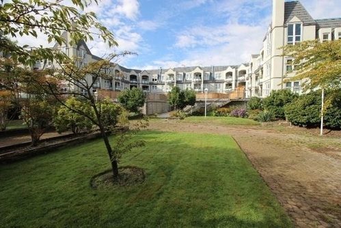 262245306-17 at 320 - 98 Laval