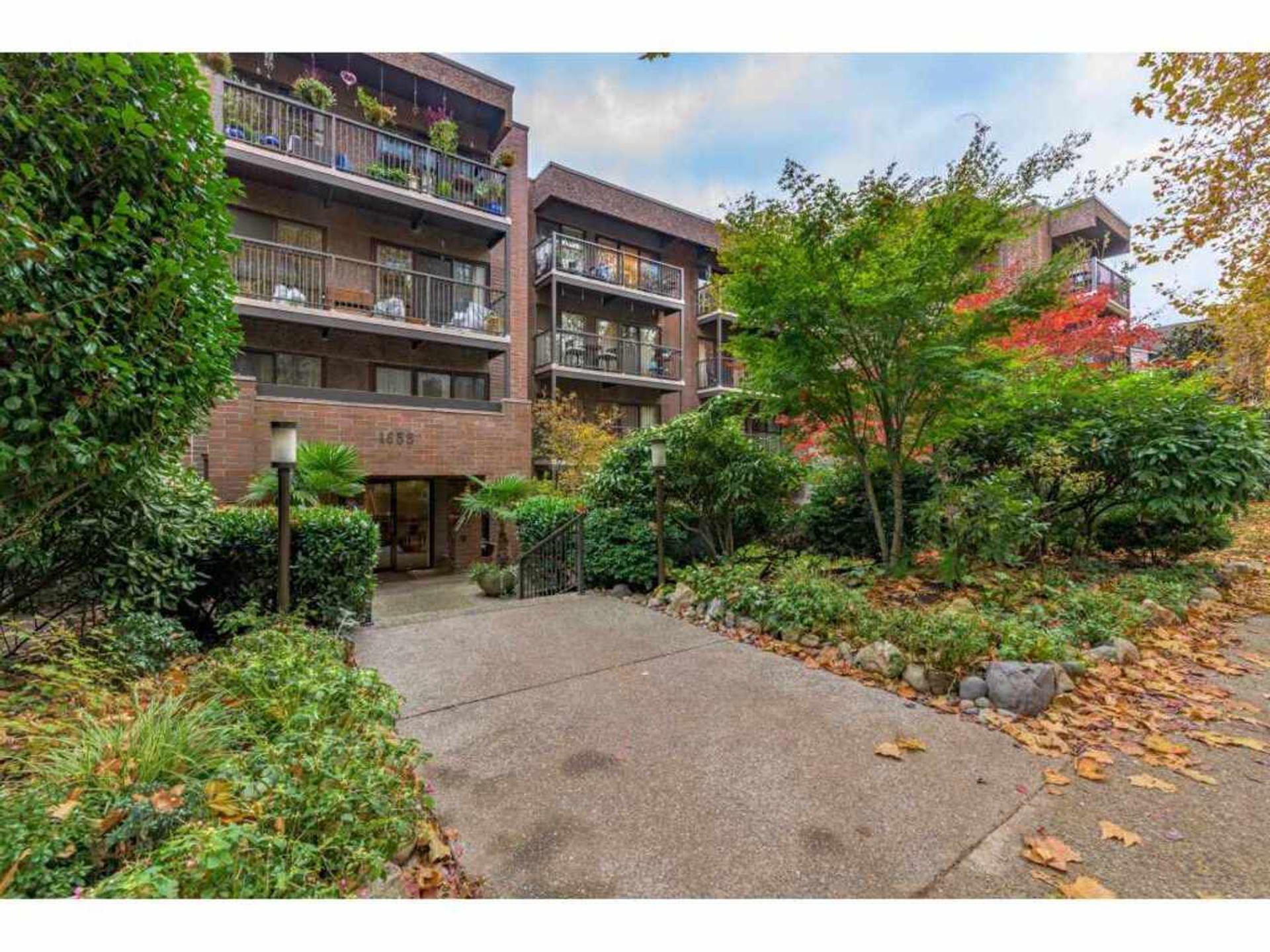 102 - 1655 Nelson Street, West End VW, Vancouver West  by Exponential Real Estate Professionals 102 - 1655 Nelson Street, West End VW, Vancouver West