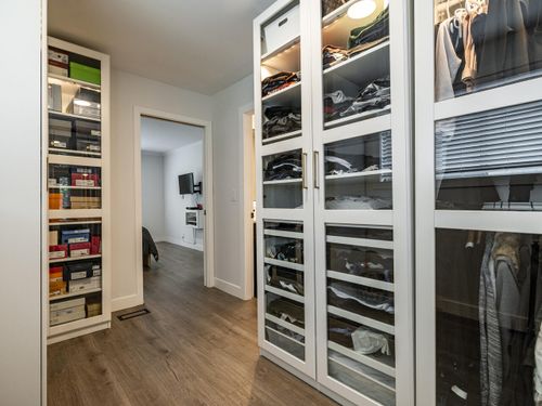2551-belloc-st-north-vancouver-bc-v7h-1h9-canada-023-029-master-closet-mls_size at 2551 Belloc Street, Blueridge NV, North Vancouver 2551-belloc-st-north-vancouver-bc-v7h-1h9-canada-023-029-master-closet-mls_size at 2551 Belloc Street, Blueridge NV, North Vancouver