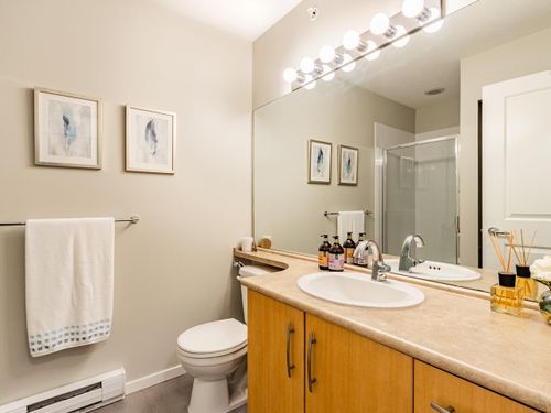 300-klahanie-dr-406-port-moody-bc-v3h-5k9-canada-019-018-bathroom-mls_size at 406 - 300 Klahanie Drive, Port Moody Centre, Port Moody 300-klahanie-dr-406-port-moody-bc-v3h-5k9-canada-019-018-bathroom-mls_size at 406 - 300 Klahanie Drive, Port Moody Centre, Port Moody