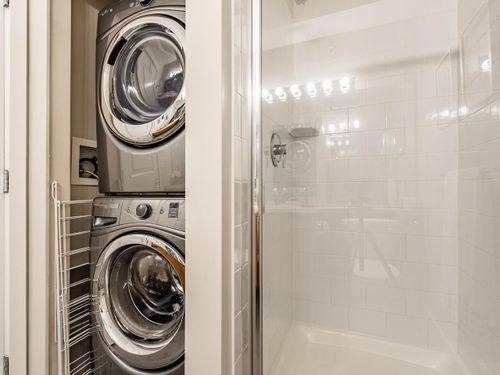 300-klahanie-dr-406-port-moody-bc-v3h-5k9-canada-020-007-laundry-mls_size at 406 - 300 Klahanie Drive, Port Moody Centre, Port Moody 300-klahanie-dr-406-port-moody-bc-v3h-5k9-canada-020-007-laundry-mls_size at 406 - 300 Klahanie Drive, Port Moody Centre, Port Moody