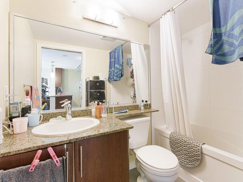 688-abbott-st-701-vancouver-bc-v6b-0b9-canada-016-009-bathroom-mls_size at 701 - 688 Abbott Street, Downtown VW, Vancouver West 688-abbott-st-701-vancouver-bc-v6b-0b9-canada-016-009-bathroom-mls_size at 701 - 688 Abbott Street, Downtown VW, Vancouver West