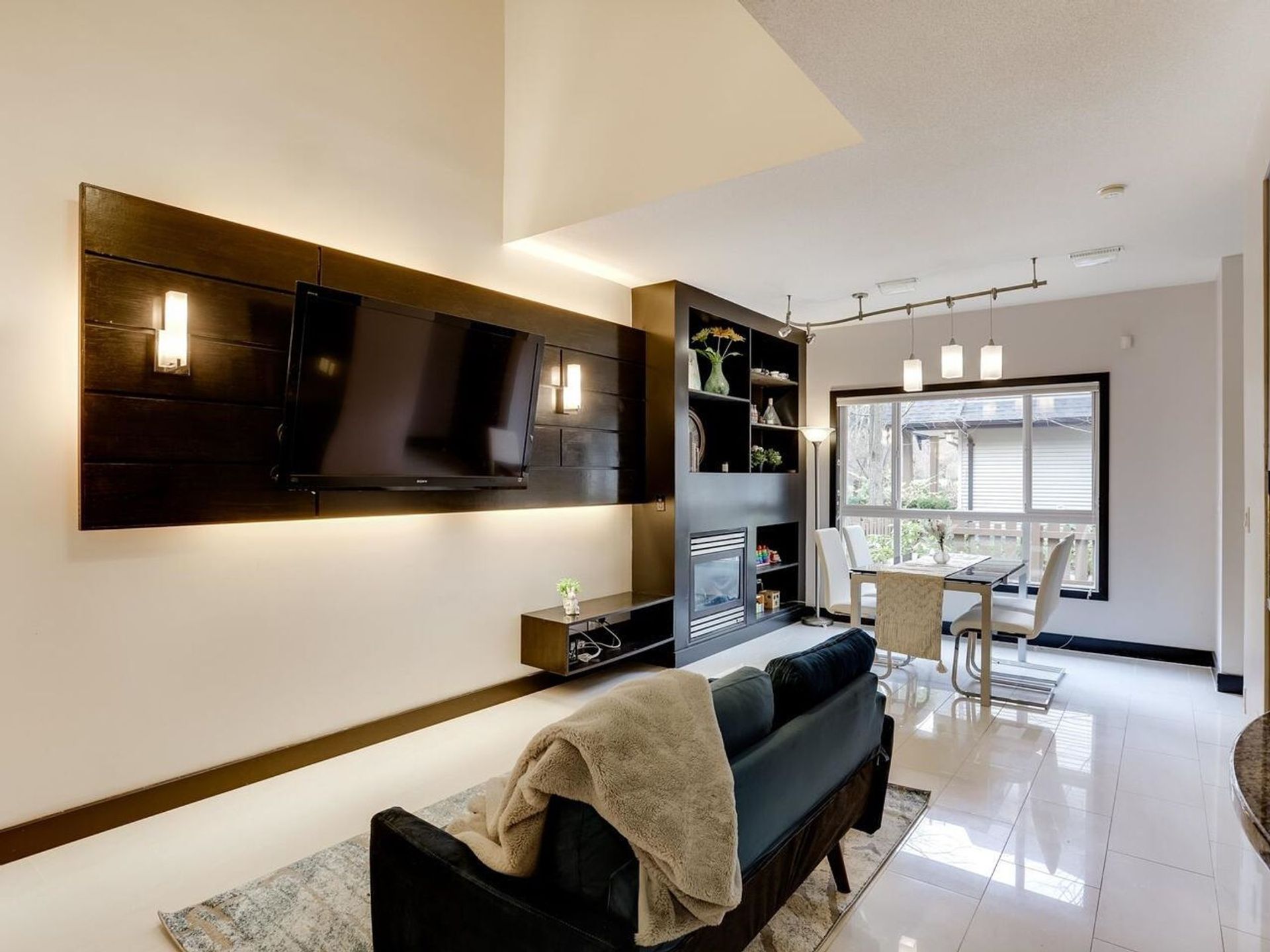 49 - 7733 Heather Street, McLennan North, Richmond  by Exponential Real Estate Professionals 49 - 7733 Heather Street, McLennan North, Richmond