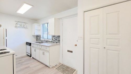 8914-orion-place-simon-fraser-hills-burnaby-north-03 at 8914 Orion Place, Simon Fraser Hills, Burnaby North 8914-orion-place-simon-fraser-hills-burnaby-north-03 at 8914 Orion Place, Simon Fraser Hills, Burnaby North