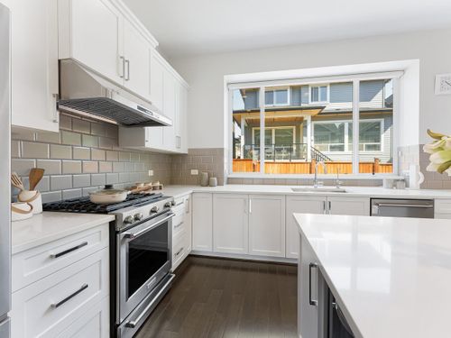 16767-17b-ave-surrey-bc-v3z-0t3-canada-017-003-kitchen-mls_size at 16767 17b Avenue, Pacific Douglas, South Surrey White Rock 16767-17b-ave-surrey-bc-v3z-0t3-canada-017-003-kitchen-mls_size at 16767 17b Avenue, Pacific Douglas, South Surrey White Rock