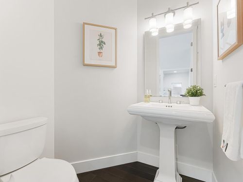 16767-17b-ave-surrey-bc-v3z-0t3-canada-036-032-bathroom-mls_size at 16767 17b Avenue, Pacific Douglas, South Surrey White Rock 16767-17b-ave-surrey-bc-v3z-0t3-canada-036-032-bathroom-mls_size at 16767 17b Avenue, Pacific Douglas, South Surrey White Rock