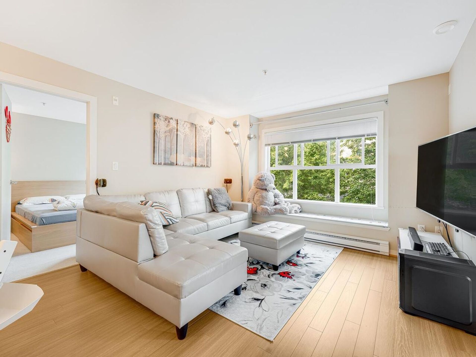 301 - 5665 Irmin Street, Metrotown, Burnaby South  by Exponential Real Estate Professionals 301 - 5665 Irmin Street, Metrotown, Burnaby South